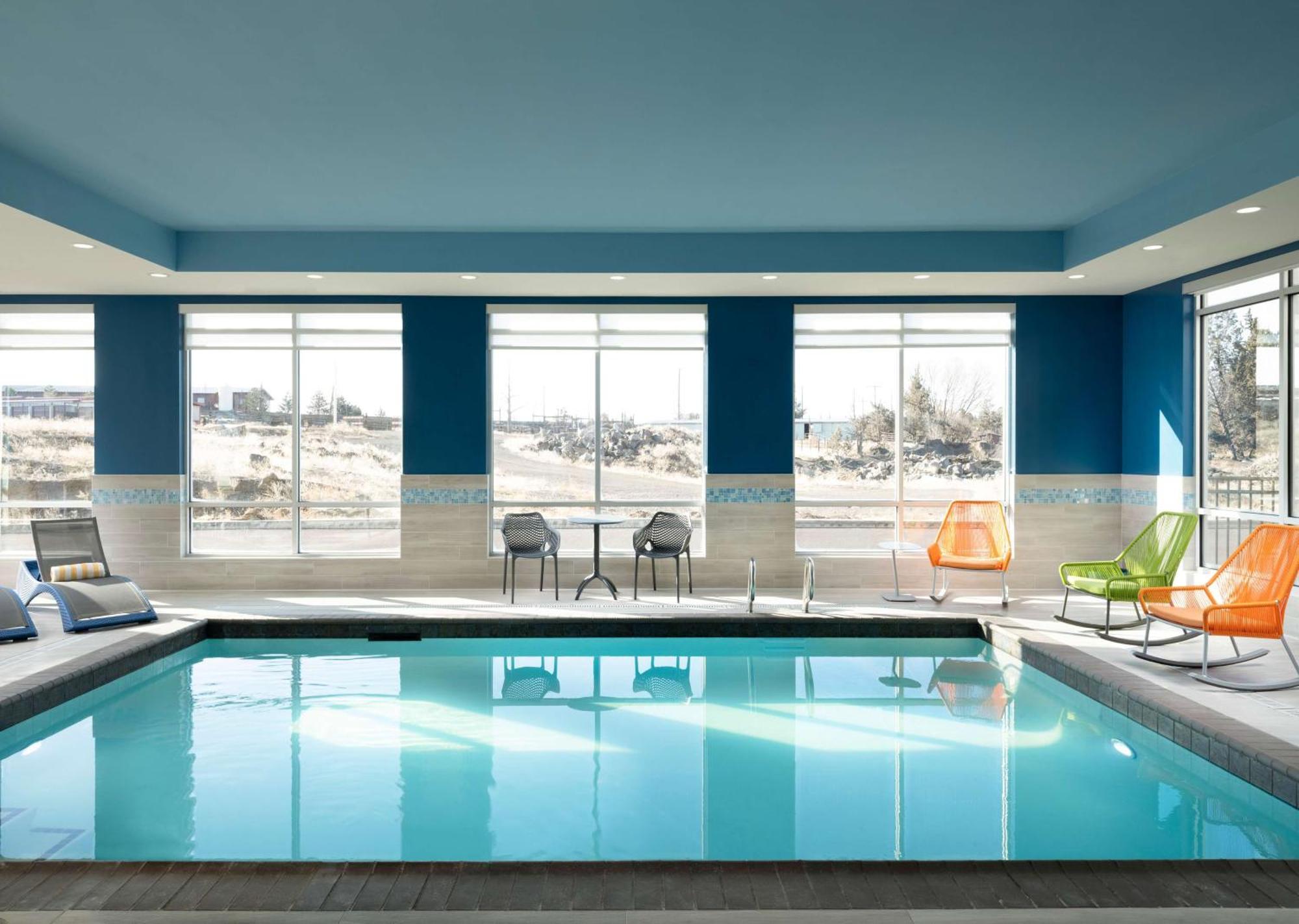 Hampton Inn Redmond Bend Airport Zewnętrze zdjęcie