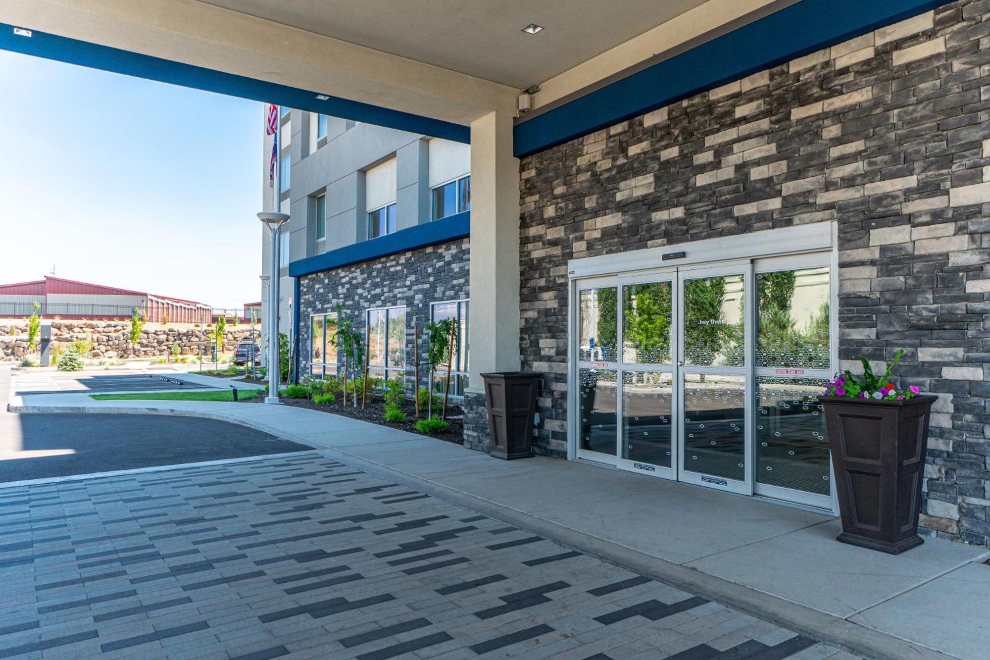 Hampton Inn Redmond Bend Airport Zewnętrze zdjęcie