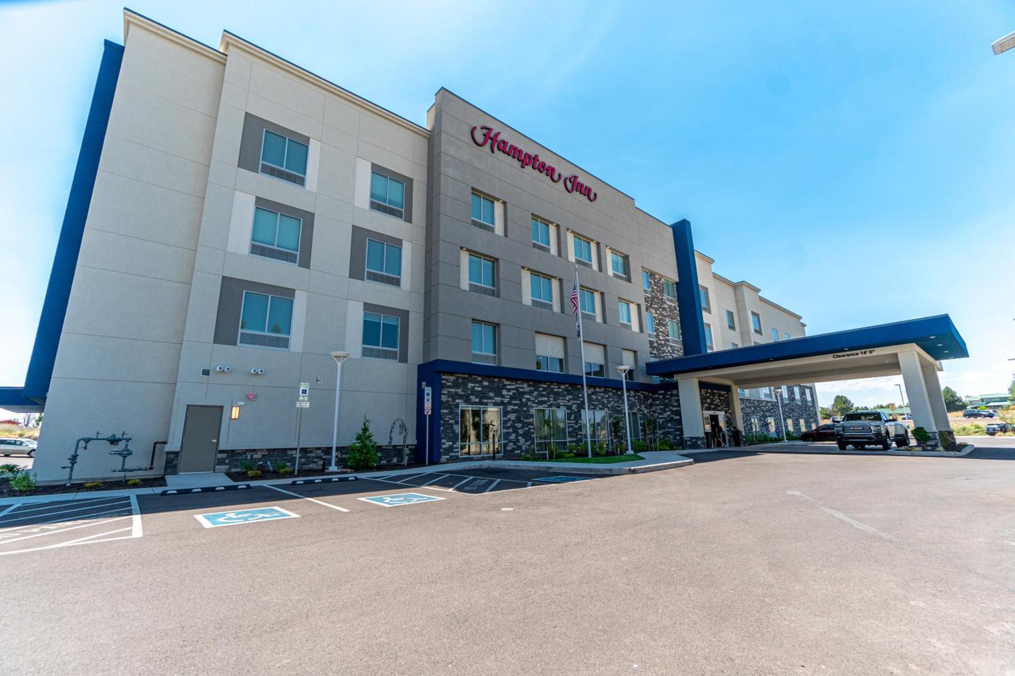 Hampton Inn Redmond Bend Airport Zewnętrze zdjęcie