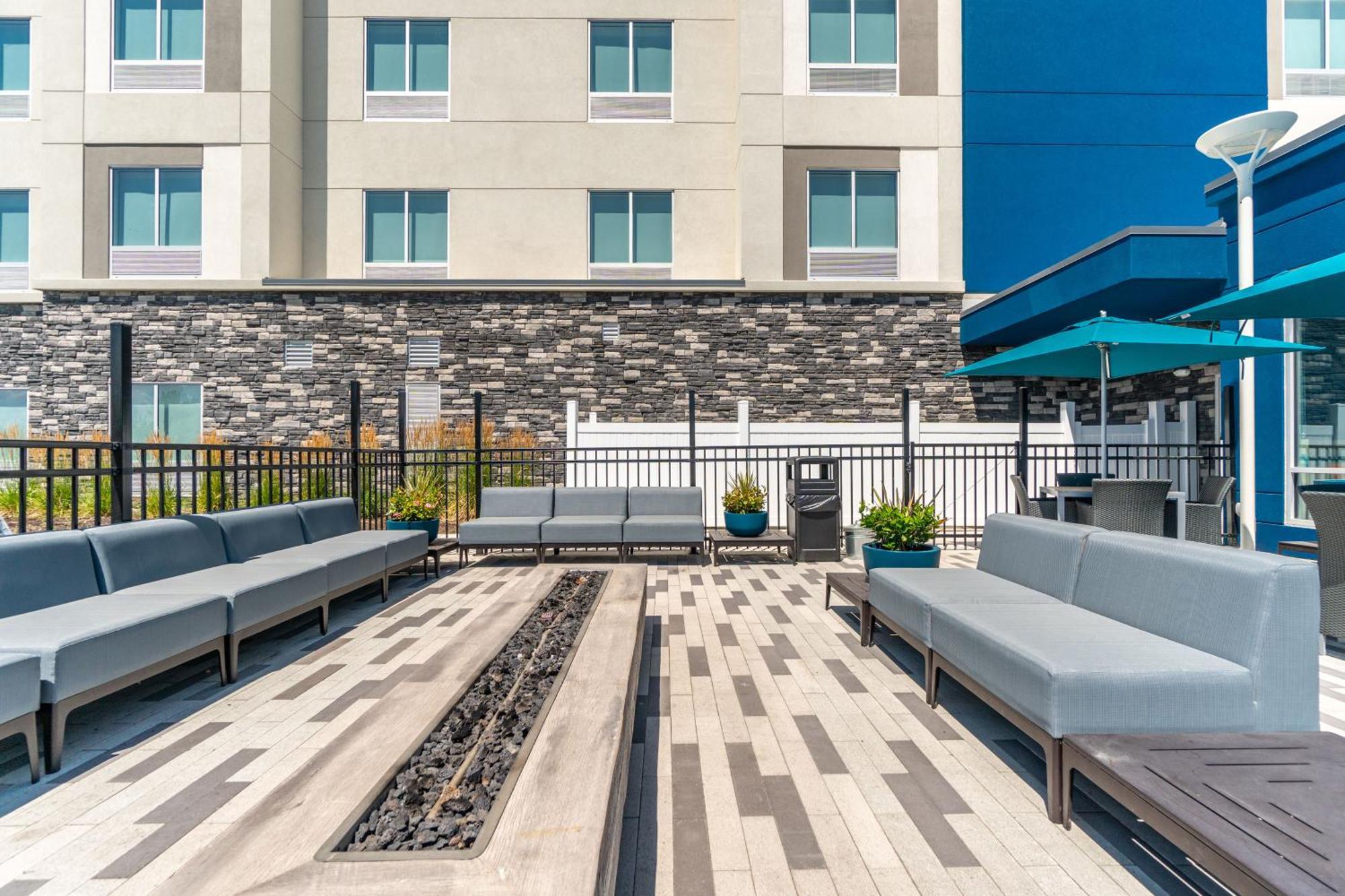 Hampton Inn Redmond Bend Airport Zewnętrze zdjęcie